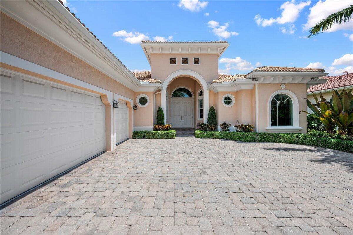 JUPITER COUNTRY CLUB - Residential