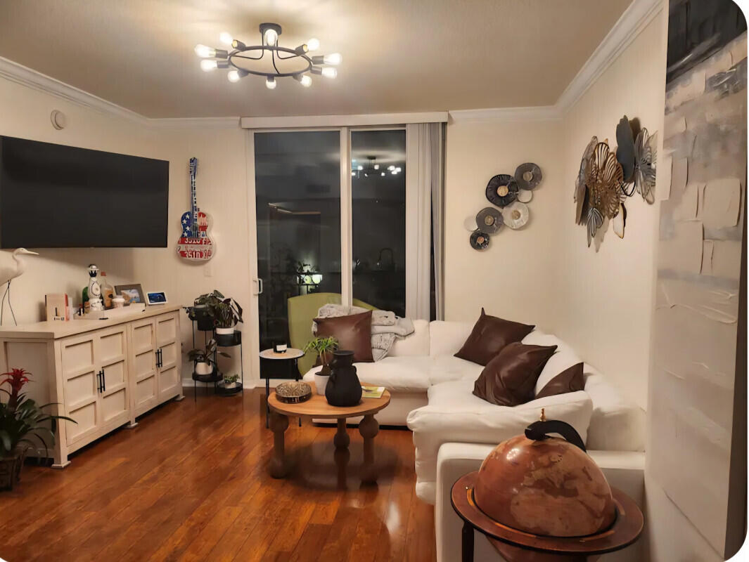 600 S Dixie Highway 644