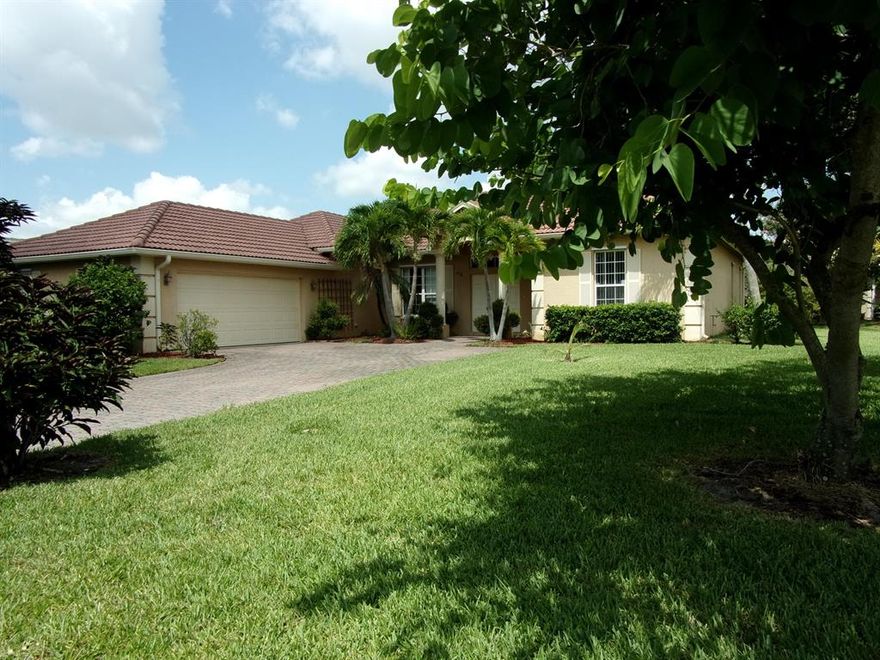 LARGEST CORNER LOT WITH LAKE VIEWS THIS 4 BED 2 BATH 2 CG HAS ROOM FOR THE WHOLE FAMILY. NEW FRIDGE, MICROWAVE, DISHWASHER WITH SCREENED PATIO AND GRANITE IN KITCHEN. THIS HOUSE HAS JUST BEEN FRESHLY PAINTED YOU CAN MOVE IN TODAY AND ENJOY THE FLORIDA LIFESTYLE. LOW HOA INCLUDES FULL LAWN CARE, CABLE, CLUBHOUSE, POOL AND FITNESS CENTER. WHAT ARE YOU WAITING FOR??? CALL TODAY FOR YOUR PRIVATE SHOWING...