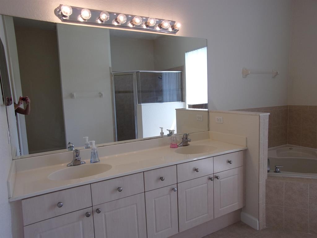 ST JAMES GOLF CLUB POD D PHASE II - Residential