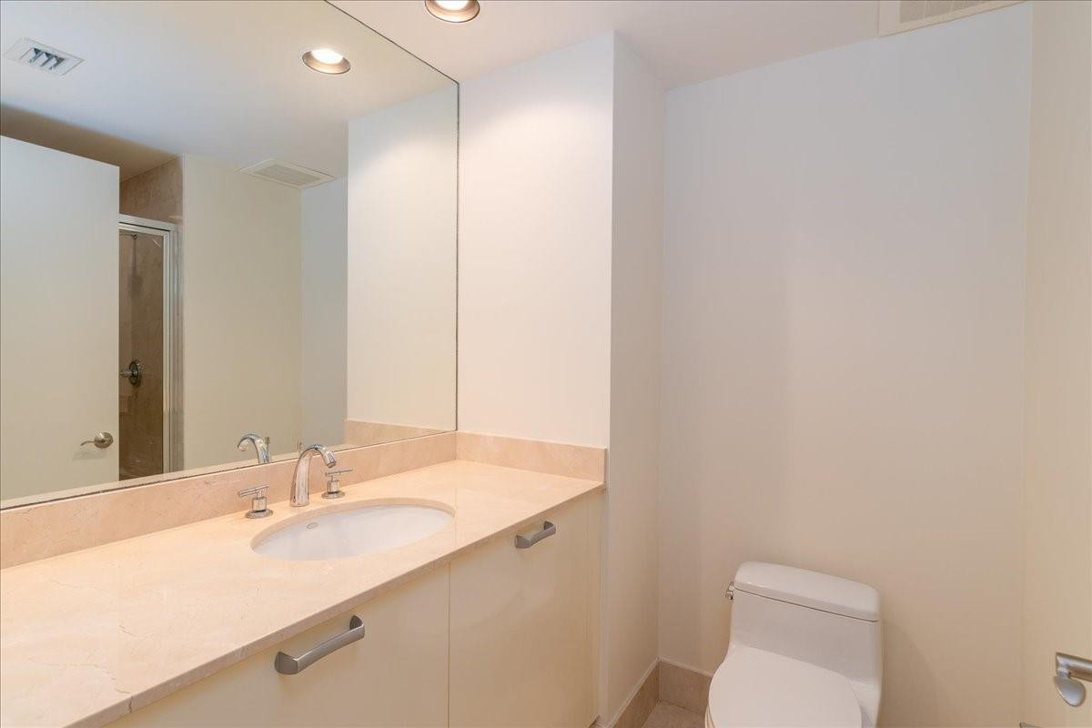 La Rive - Residential