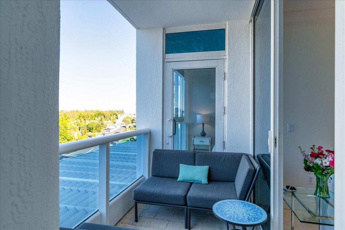 La Rive - Residential