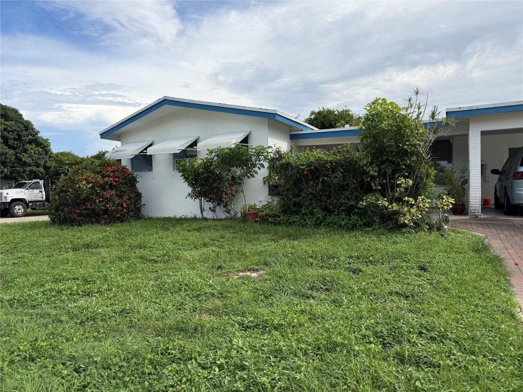 Photo of 2840 SW 5th Street, Fort Lauderdale, FL 33312 (MLS # F10528148)