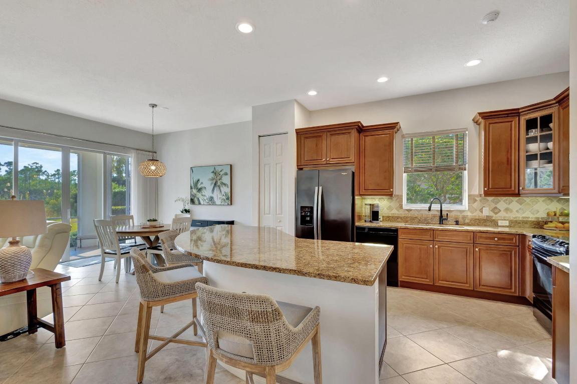 IBIS GOLF & COUNTRY CLUB - Residential Lease