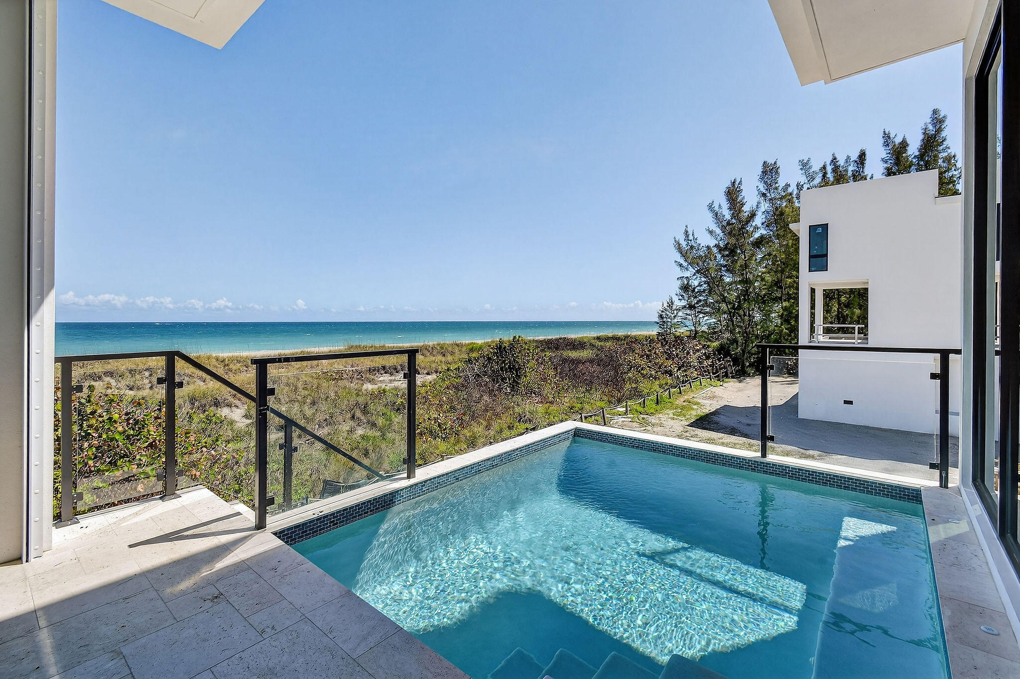 Diamond Shores - Residential