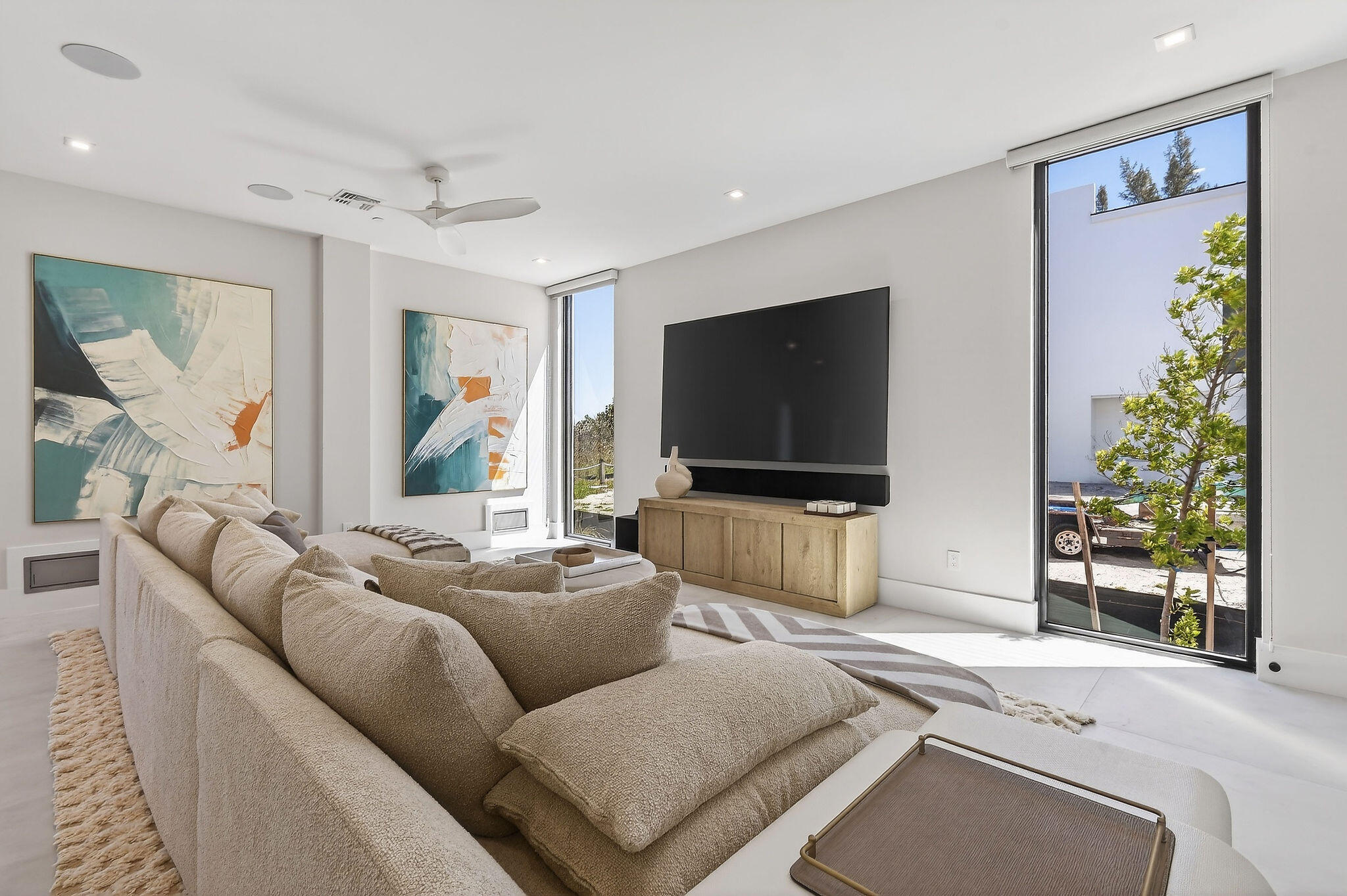 4360 Diamond Shores Way