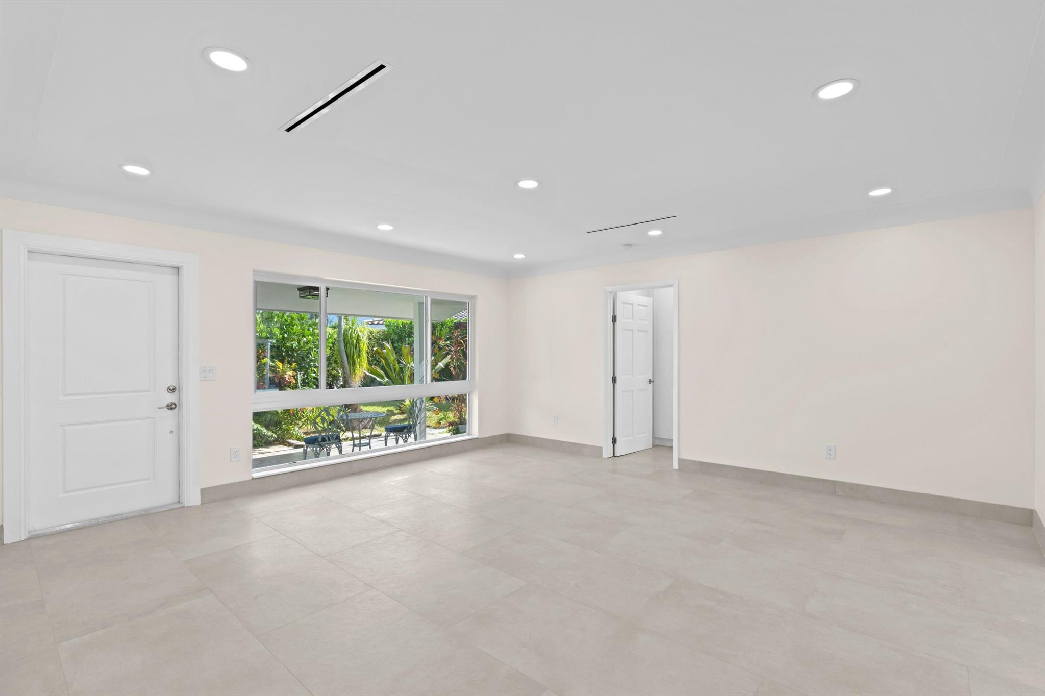 GARDEN ISLES SEC 8 - Residential Lease