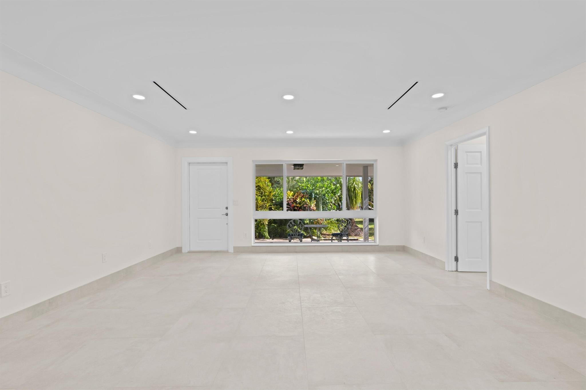 GARDEN ISLES SEC 8 - Residential Lease