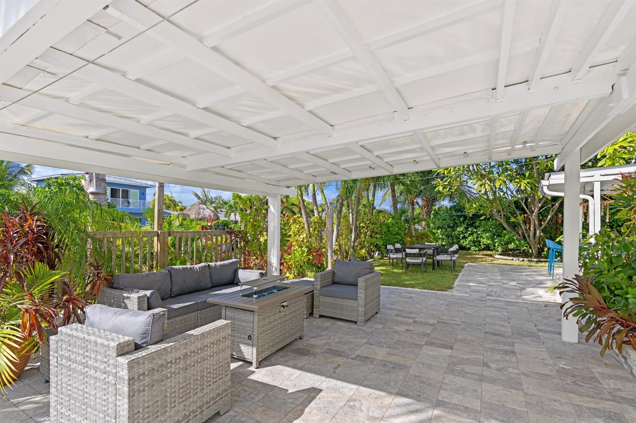 GARDEN ISLES SEC 8 - Residential Lease