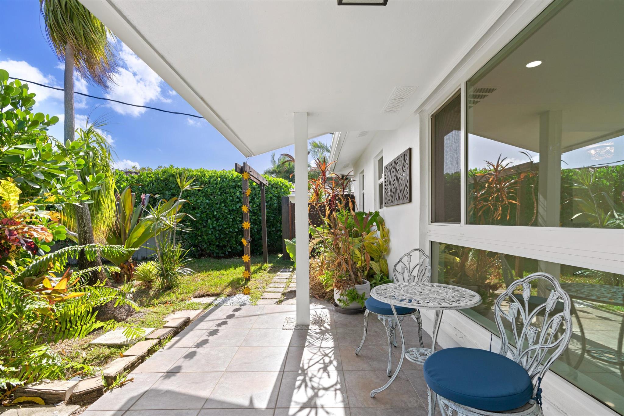 GARDEN ISLES SEC 8 - Residential Lease