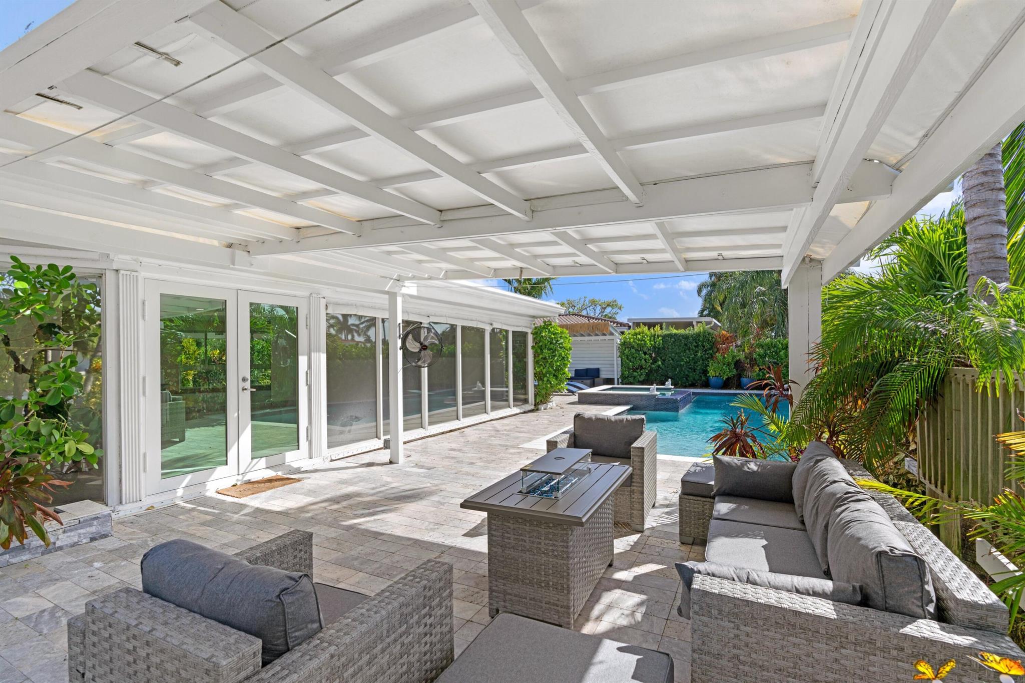 GARDEN ISLES SEC 8 - Residential Lease