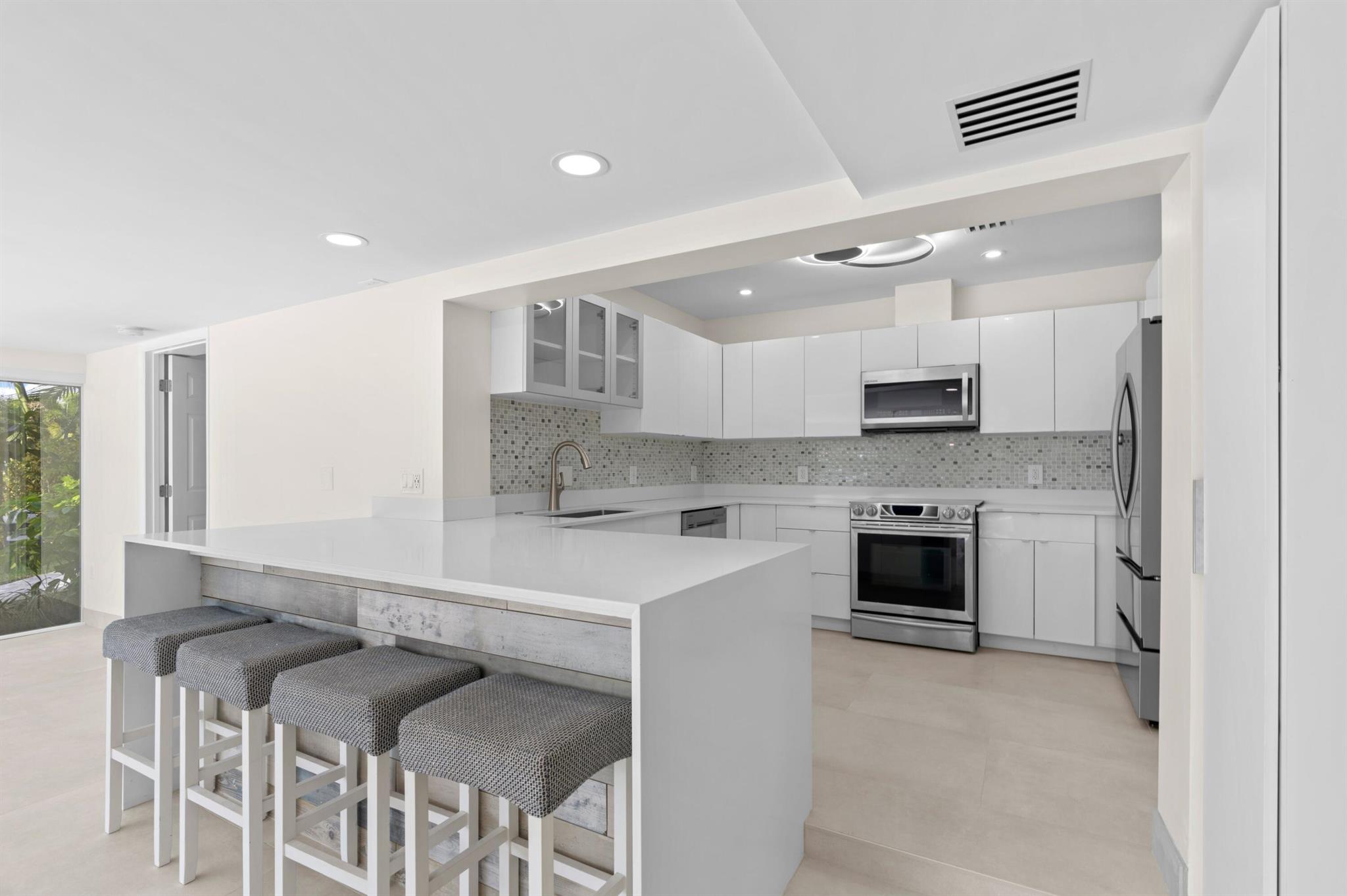 GARDEN ISLES SEC 8 - Residential Lease