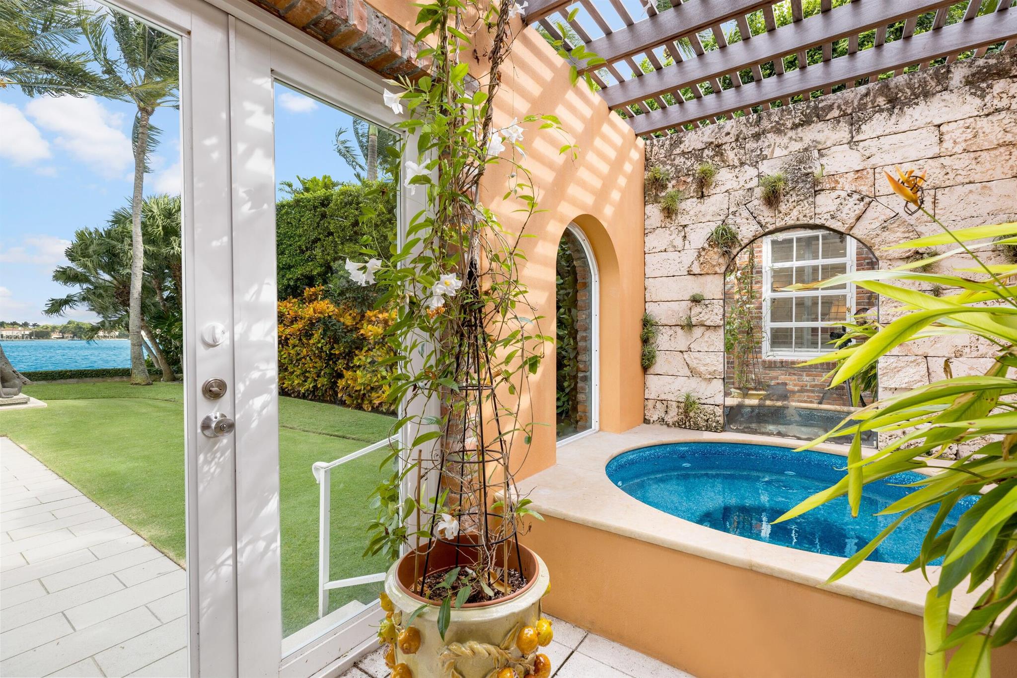 EVERGLADES ISLAND 2 - Residential