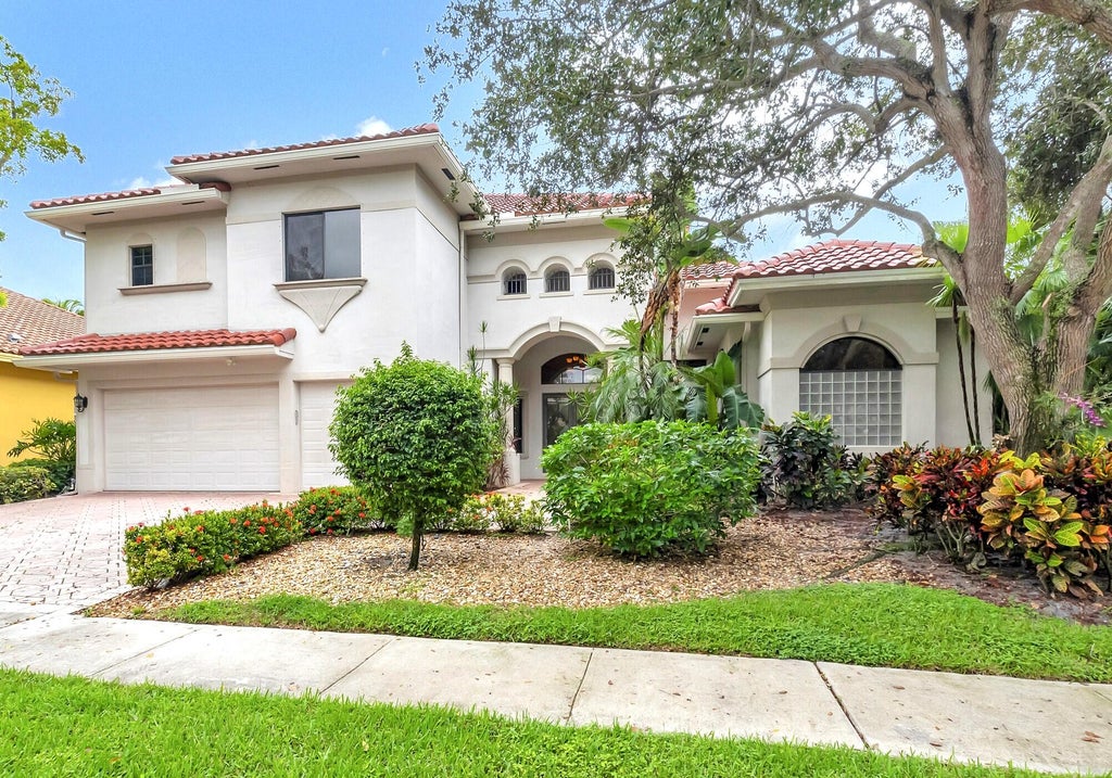 Photo of 7102 Via Mediterrania, Boca Raton, FL 33433 (MLS # R10925204)