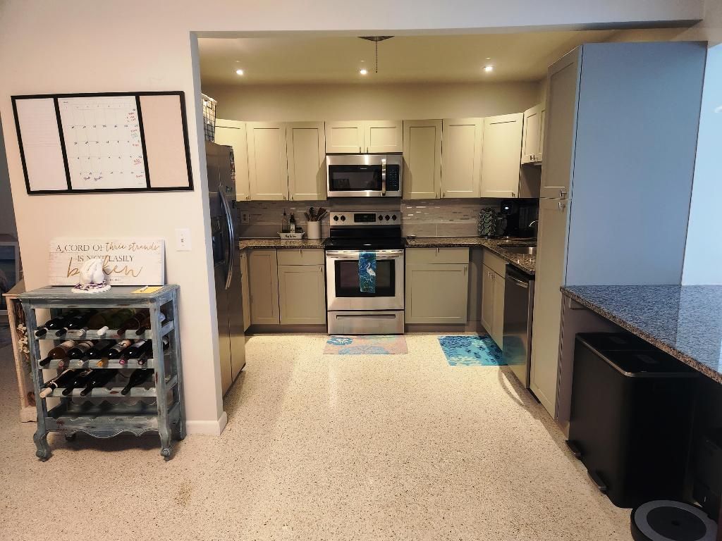 Photo of 5374 SE Harbor Terrace, Stuart, FL 34997 (MLS # R10956827)