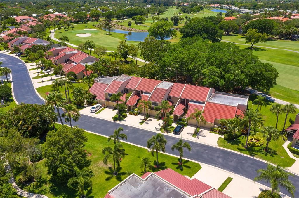 Photo of 725 Windermere Way, Palm Beach Gardens, FL 33418 (MLS # R10719232)