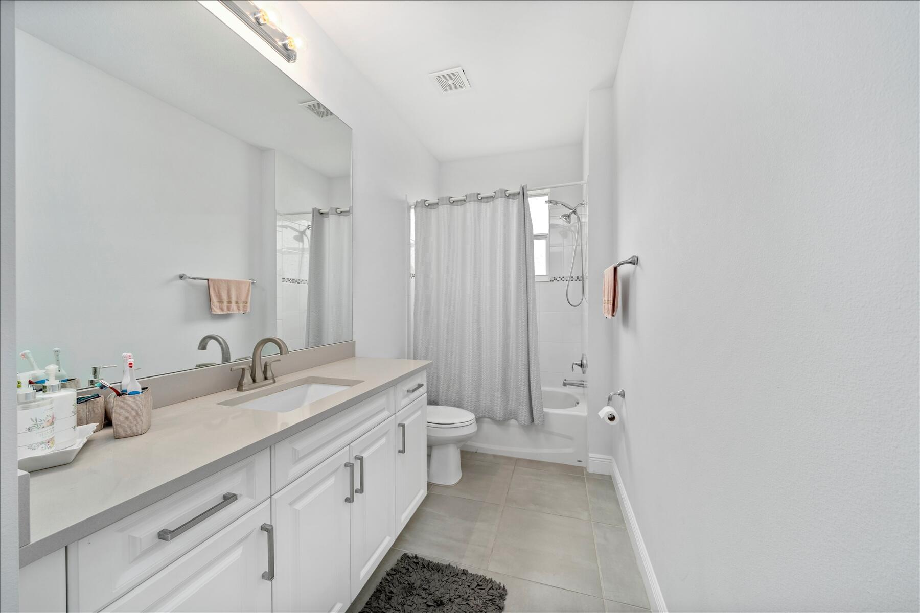 HUNTINGTON PLACE - Residential