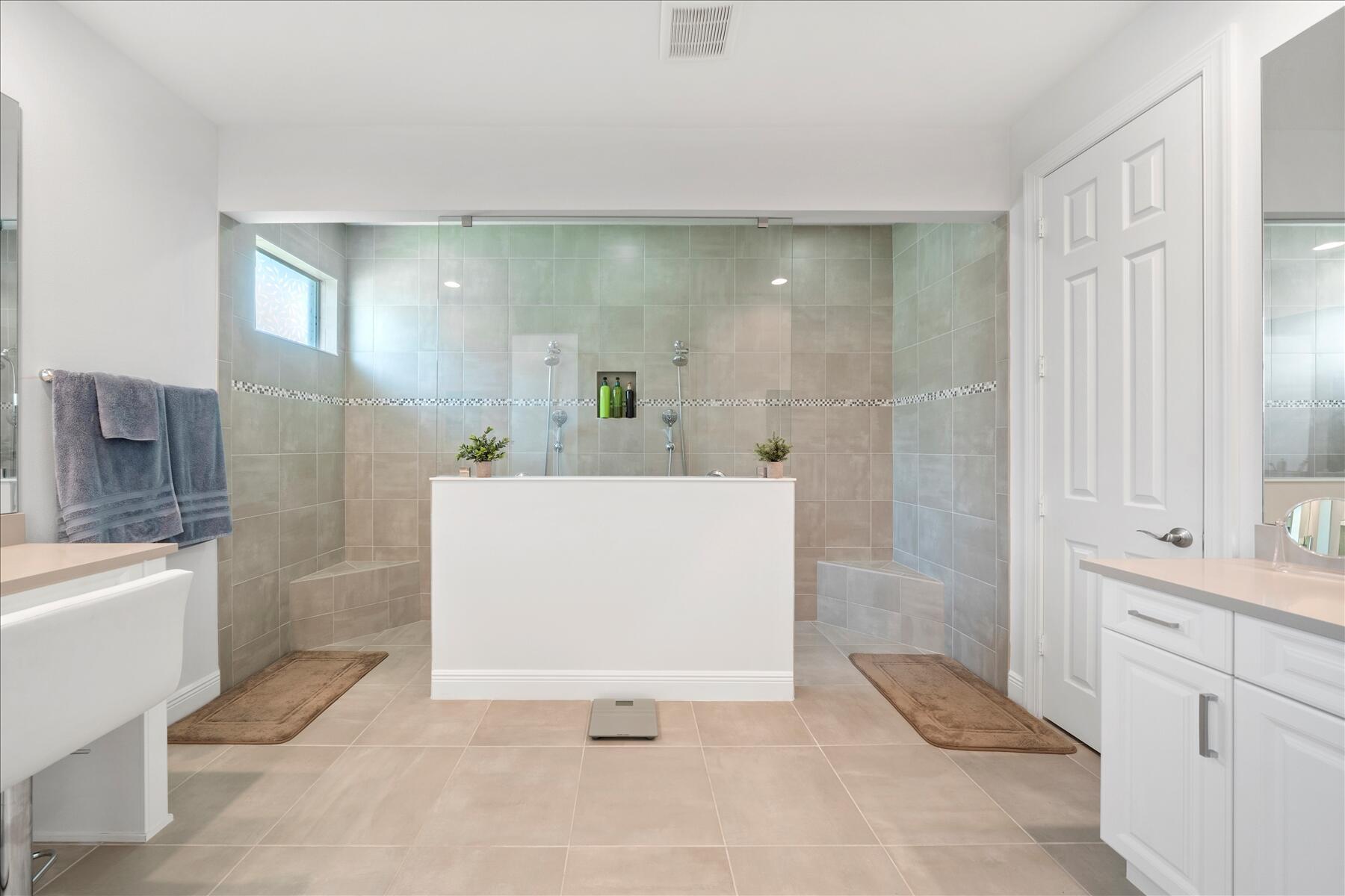 HUNTINGTON PLACE - Residential