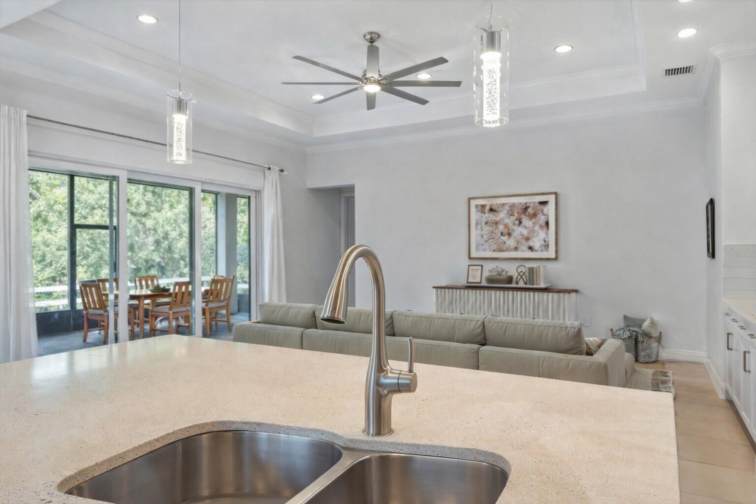 HUNTINGTON PLACE - Residential