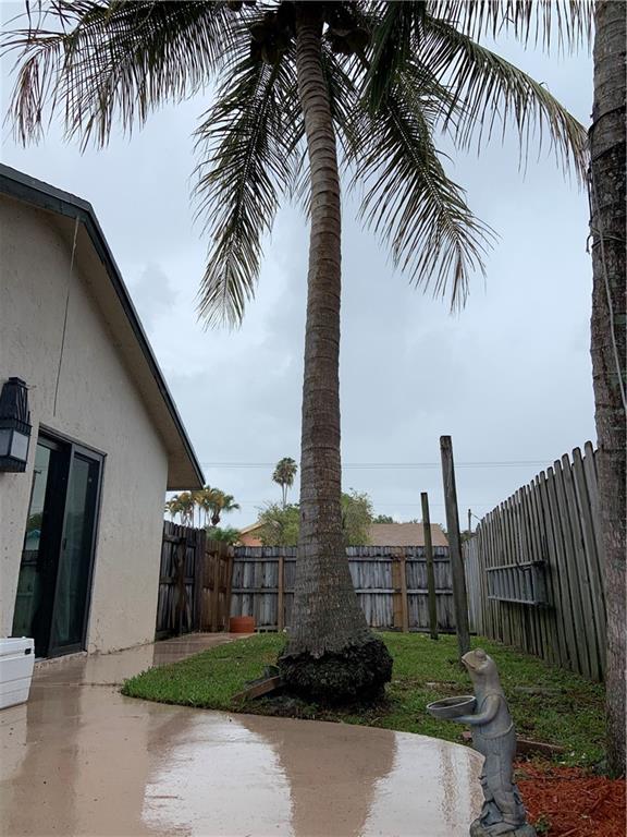 North Lauderdale Village - Residential