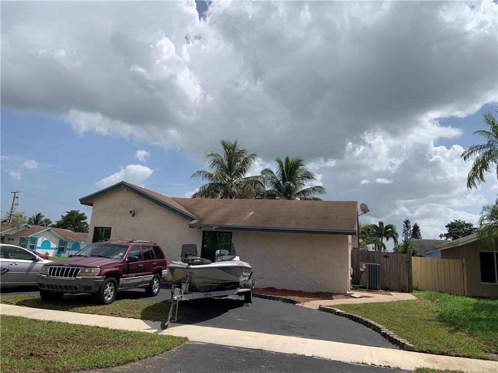 North Lauderdale Village - Residential