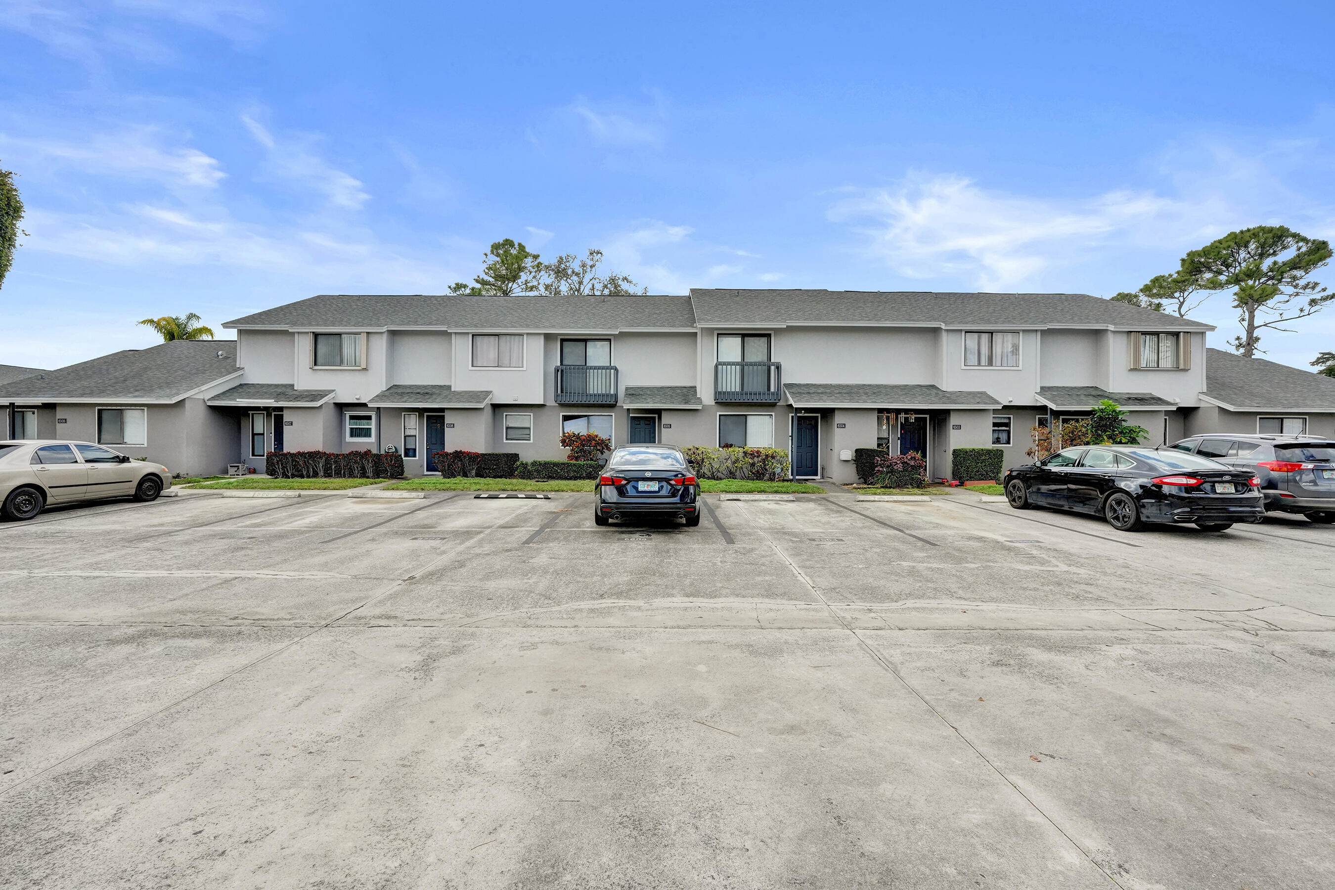 CANAL LAKE - Residential