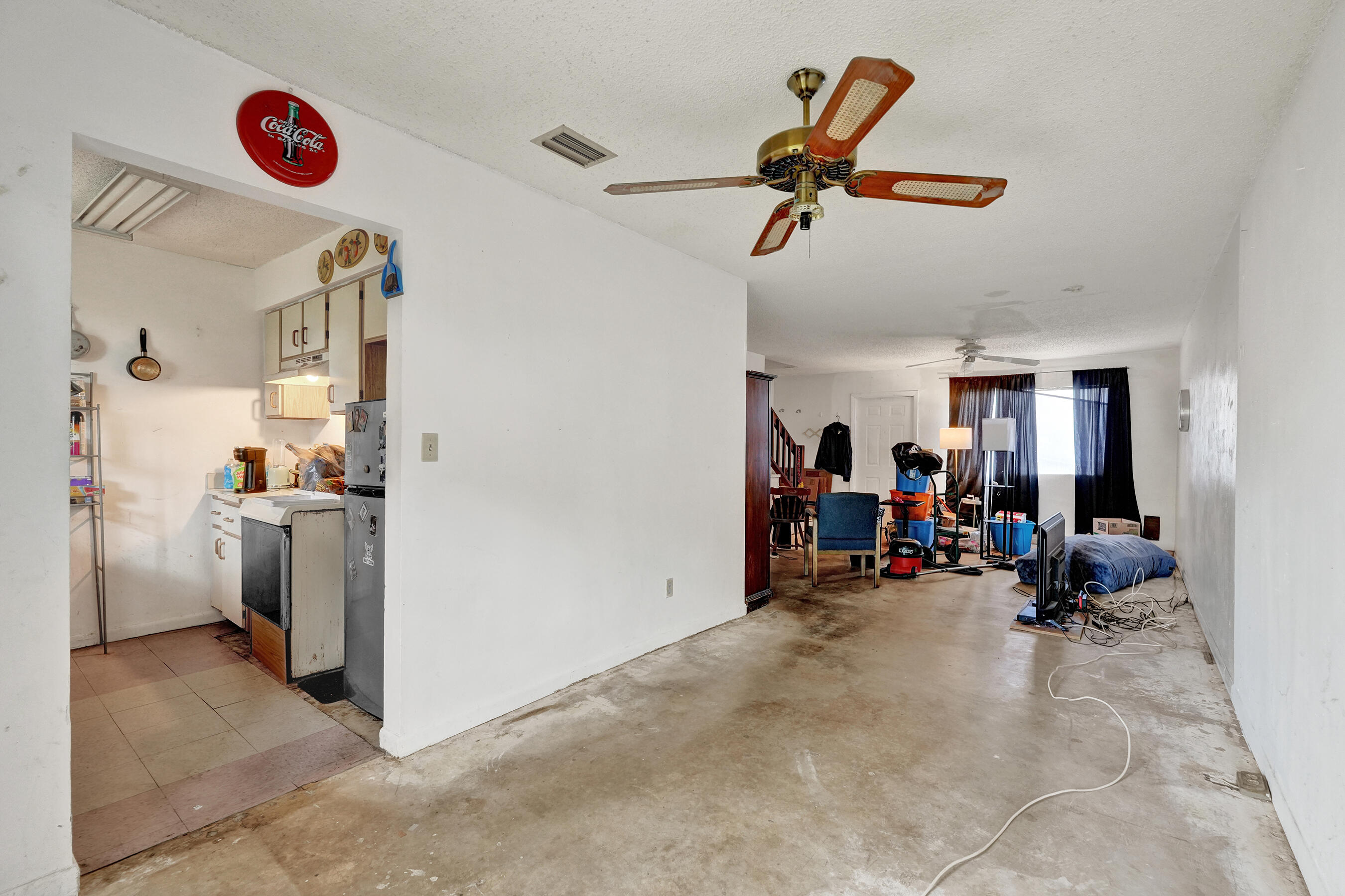 CANAL LAKE - Residential