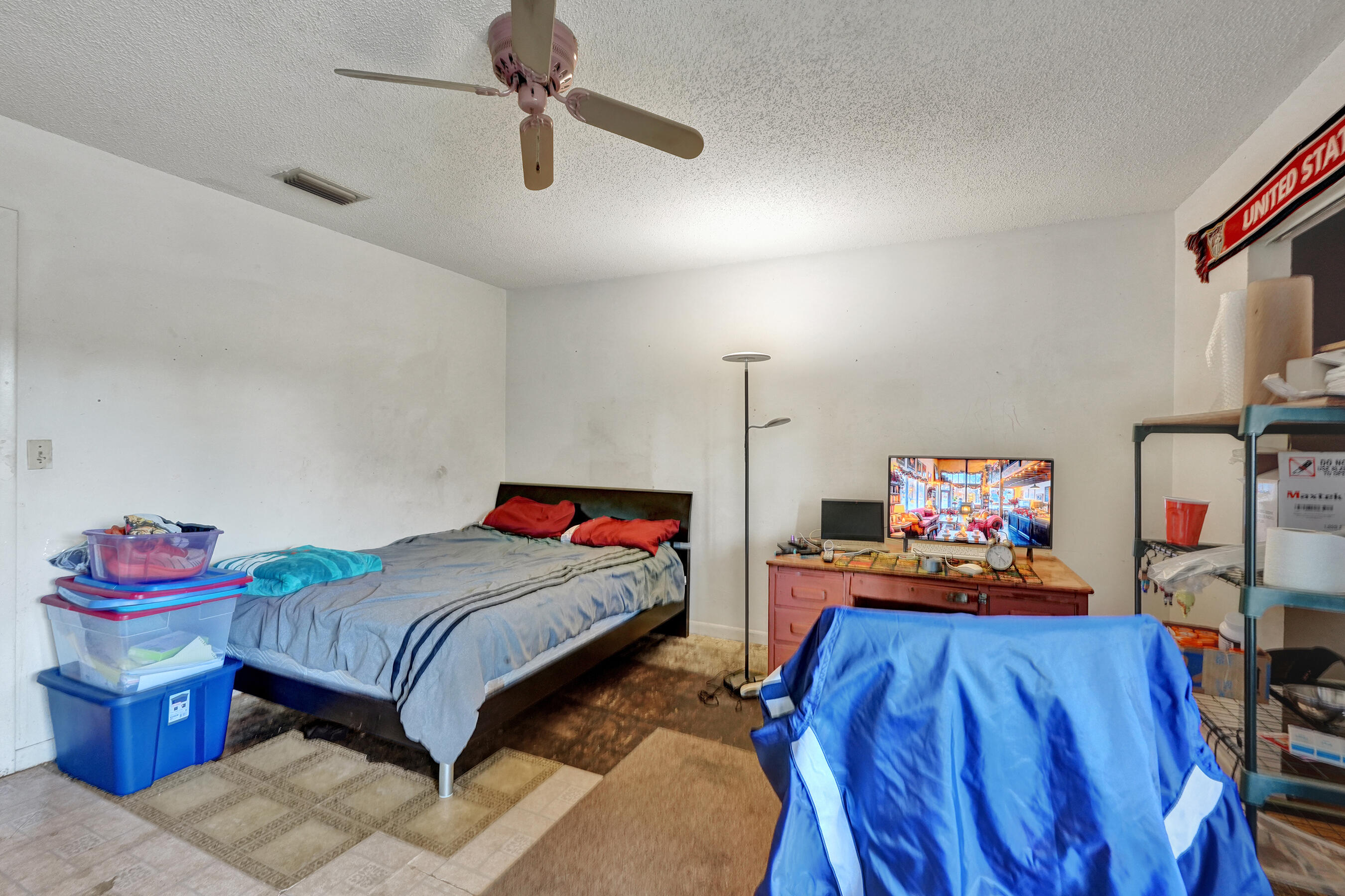 CANAL LAKE - Residential