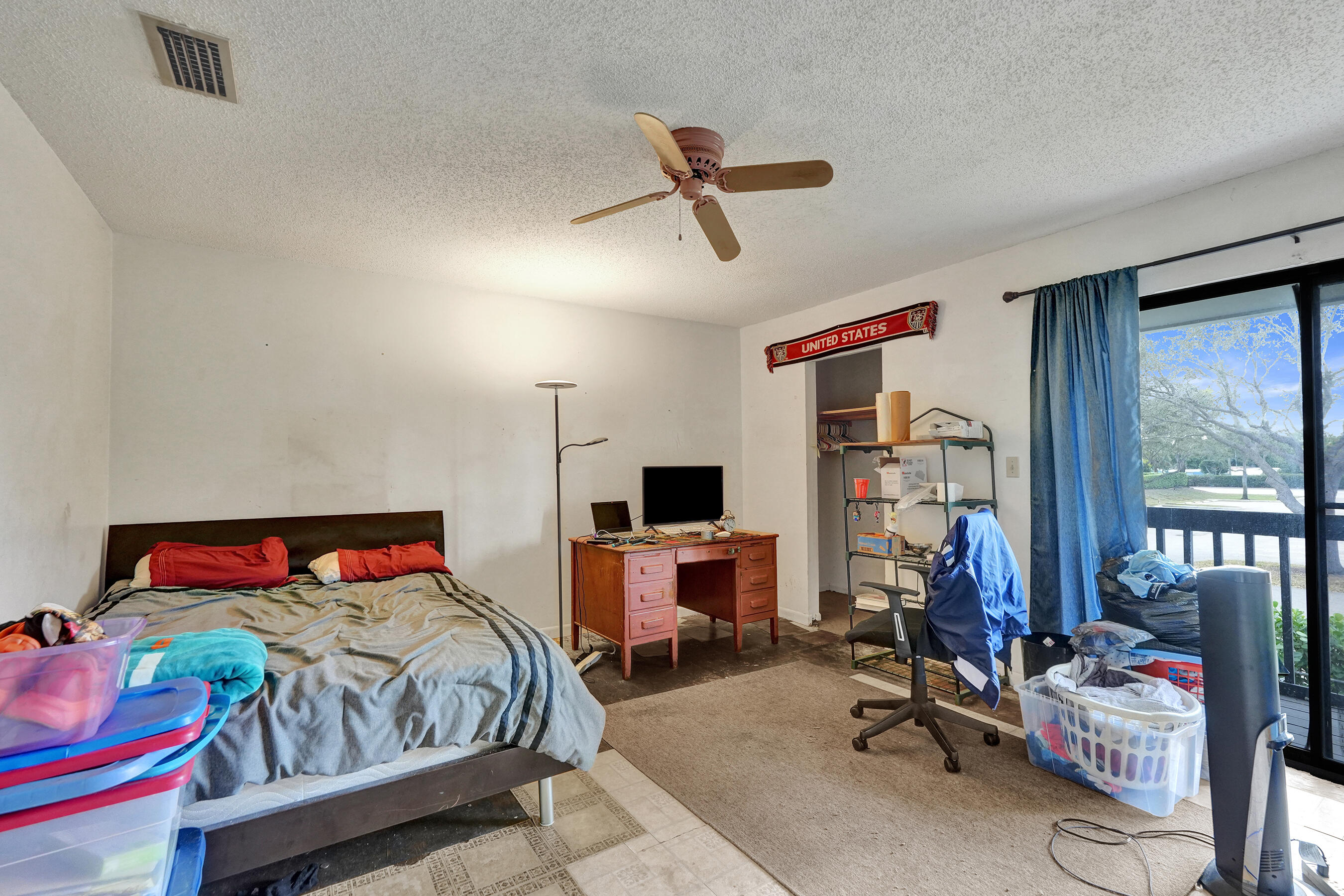 CANAL LAKE - Residential