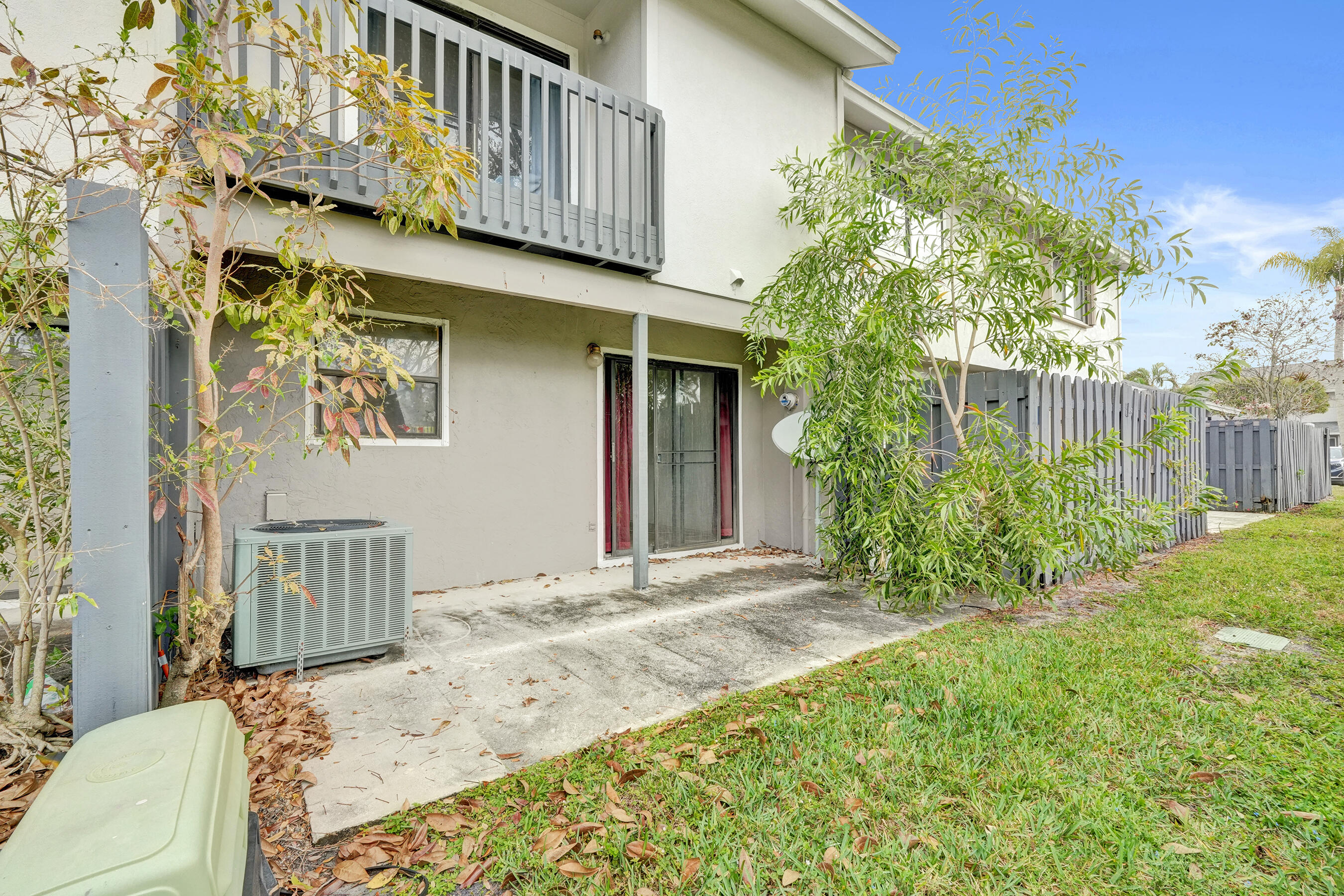 CANAL LAKE - Residential