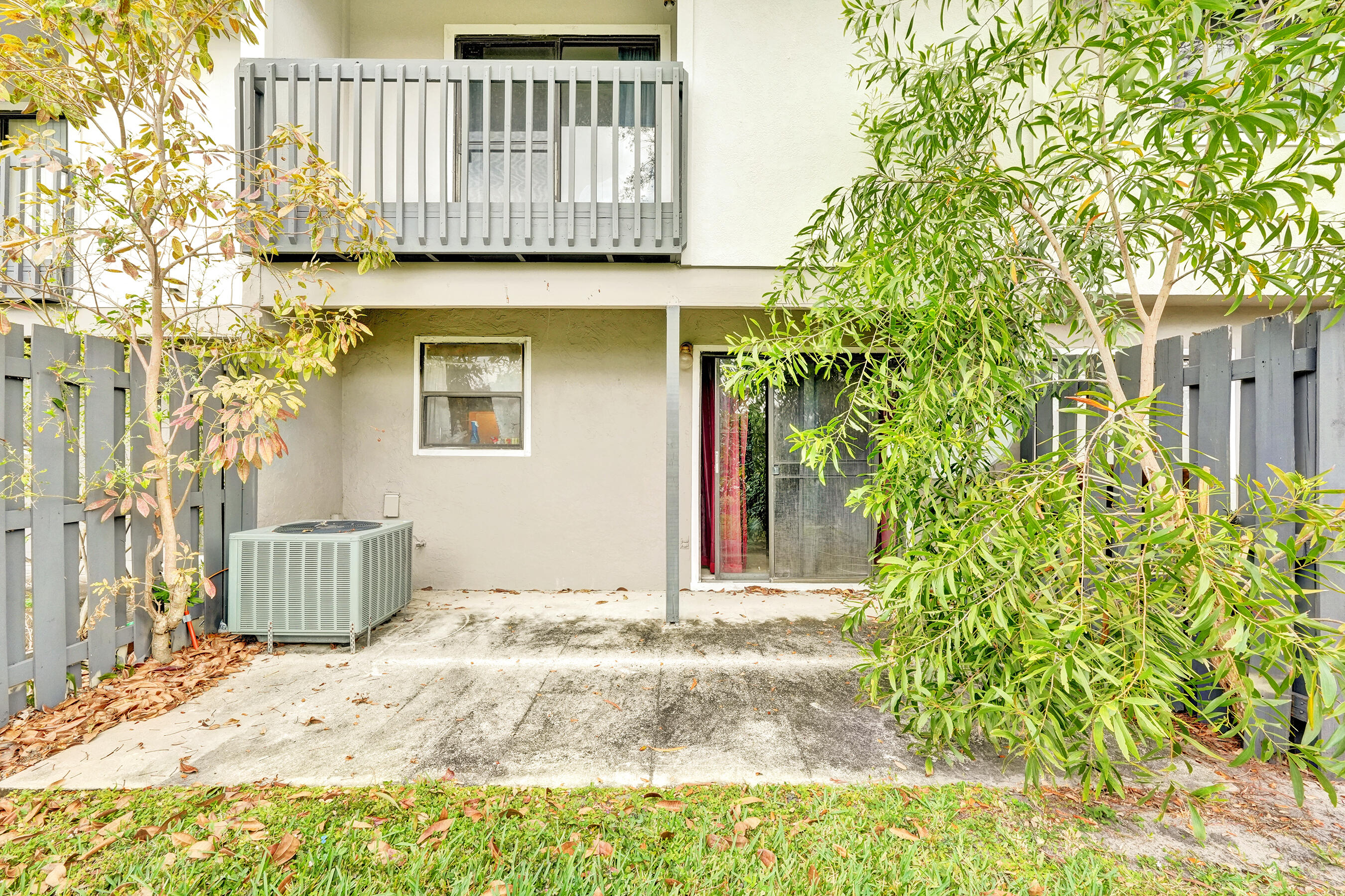 CANAL LAKE - Residential