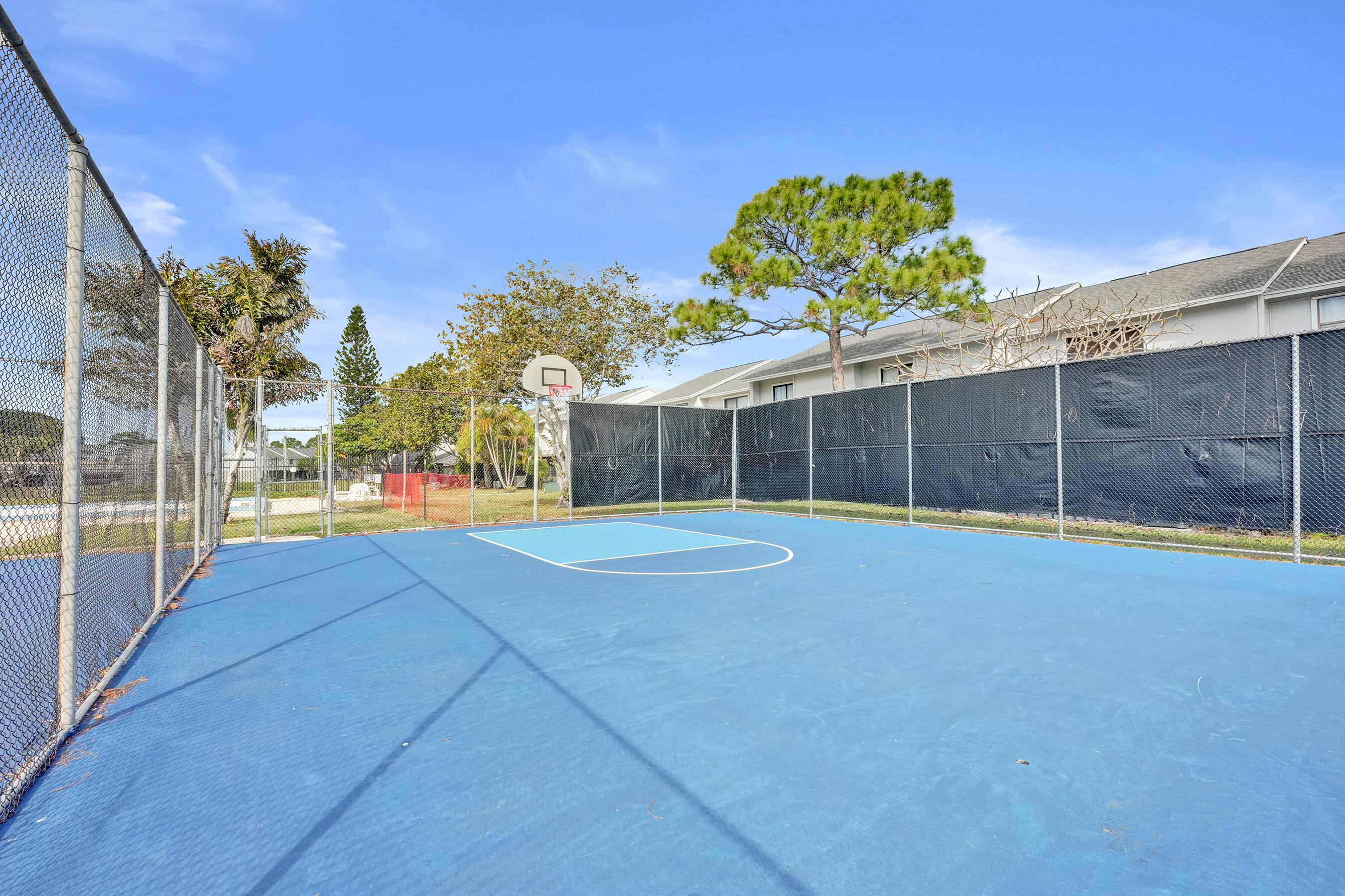 CANAL LAKE - Residential