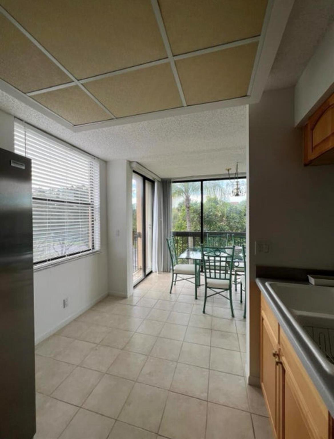 LAVERS DELRAY RACQUET CLU - Residential