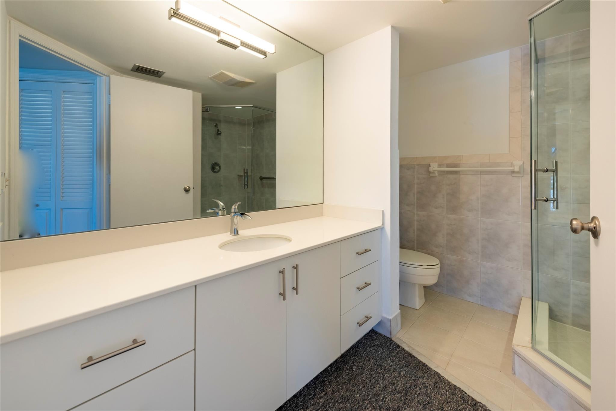 Wilshire East - Residential