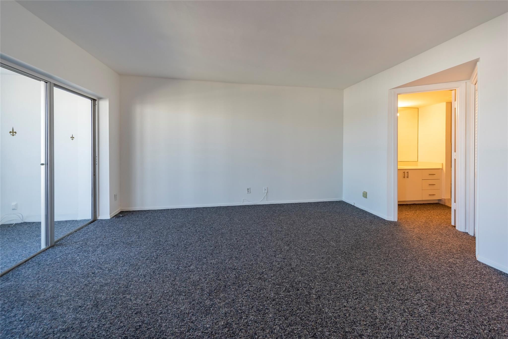 Wilshire East - Residential