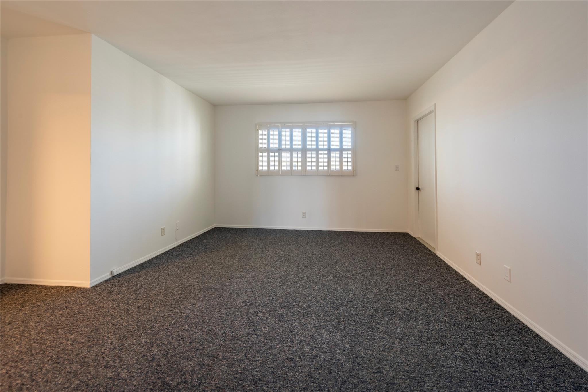 Wilshire East - Residential