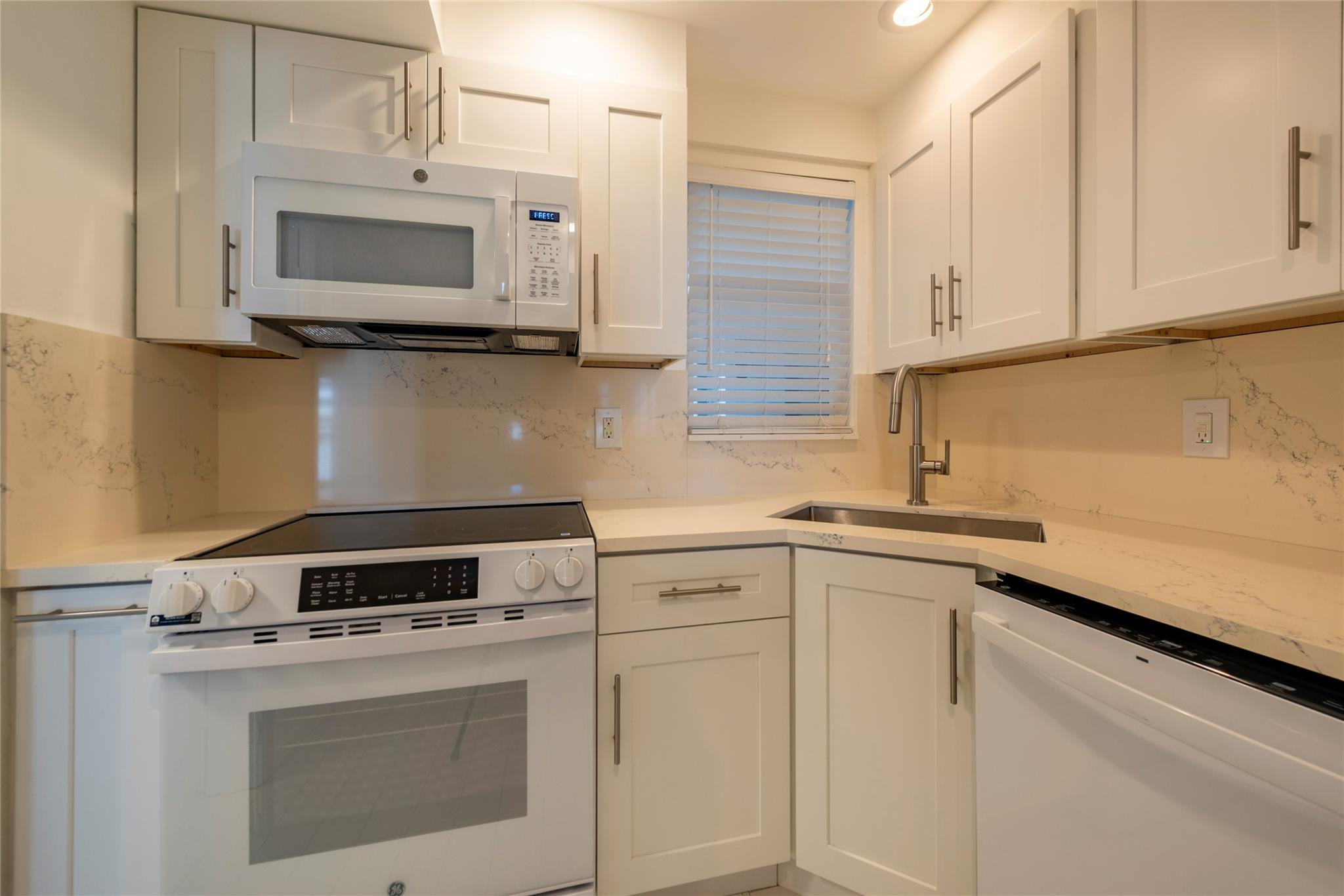 3101 NE 47th Court 504