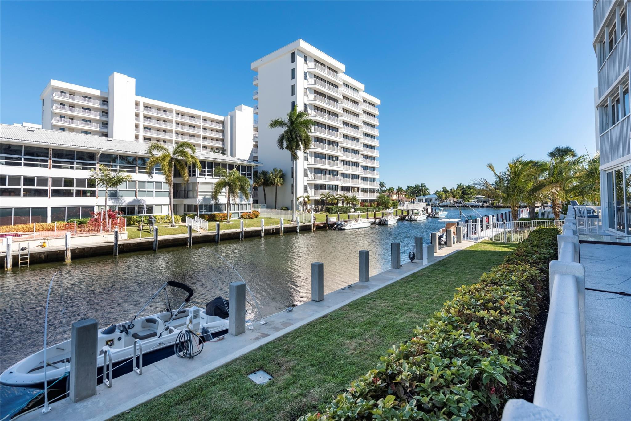 Wilshire East - Residential