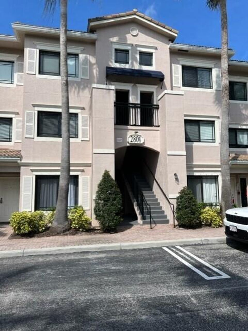 Photo of 2801 Sarento Pl #204, Palm Beach Gardens, FL 33410 (MLS # R10967594)