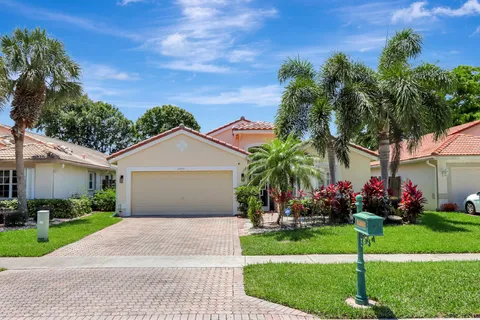 22831 Royal Crown Terrace, Boca Raton, FL MLS: R11092048