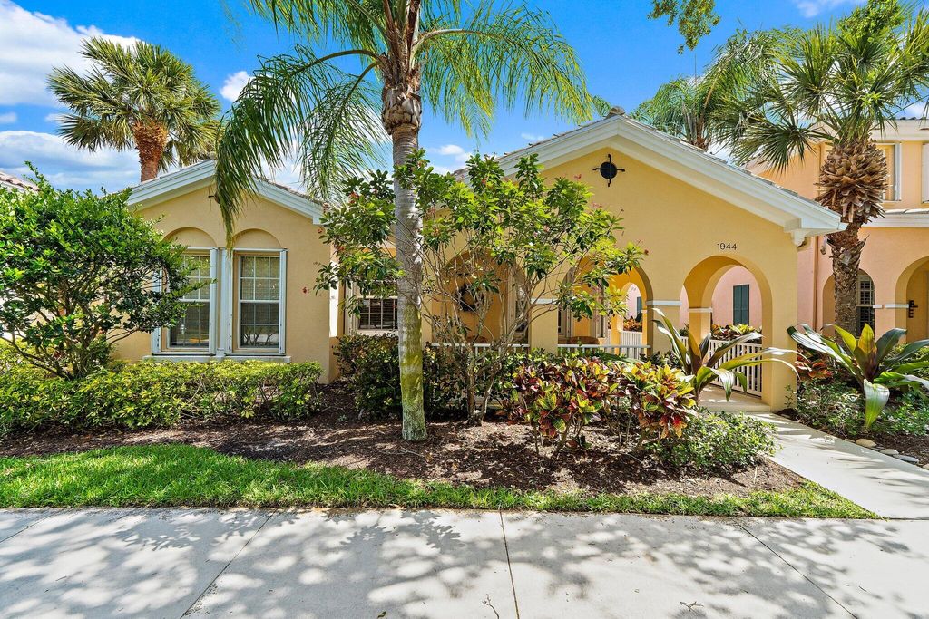 Photo of 1944 Jeaga Drive, Jupiter, FL 33458 (MLS # B26018302)