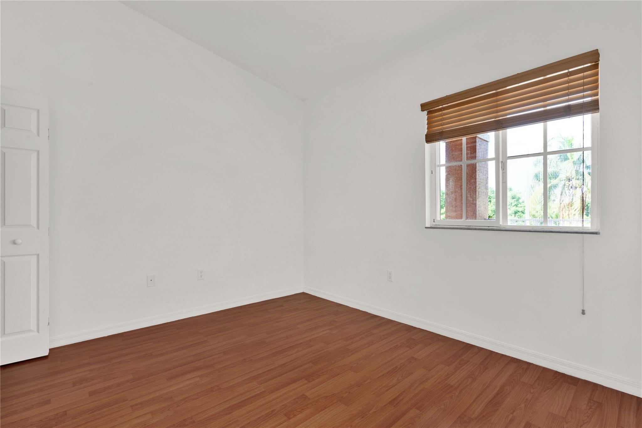 VENETIA GARDENS - Residential