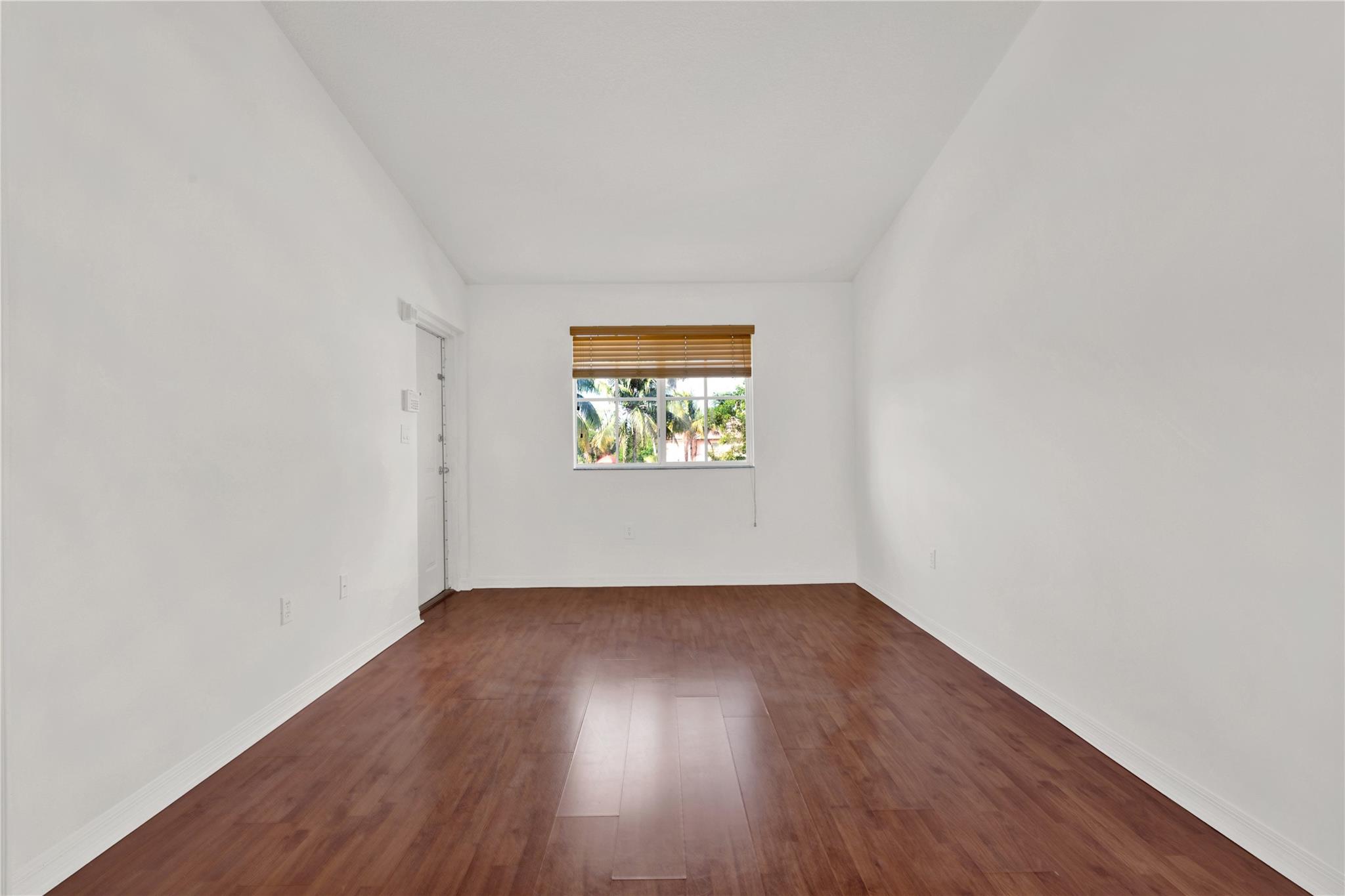 VENETIA GARDENS - Residential