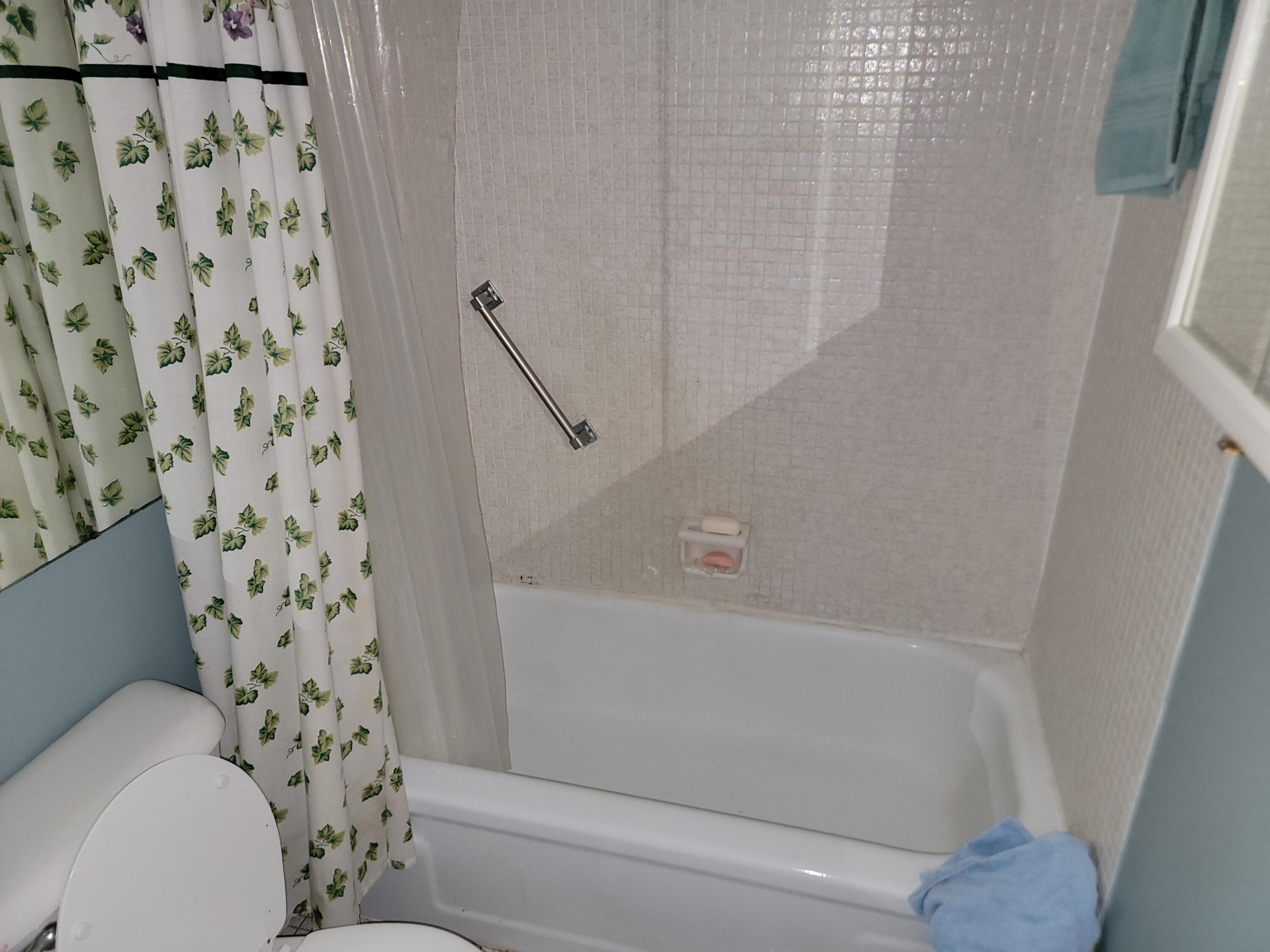 SUNRISE LAKES 80 CONDO - Residential