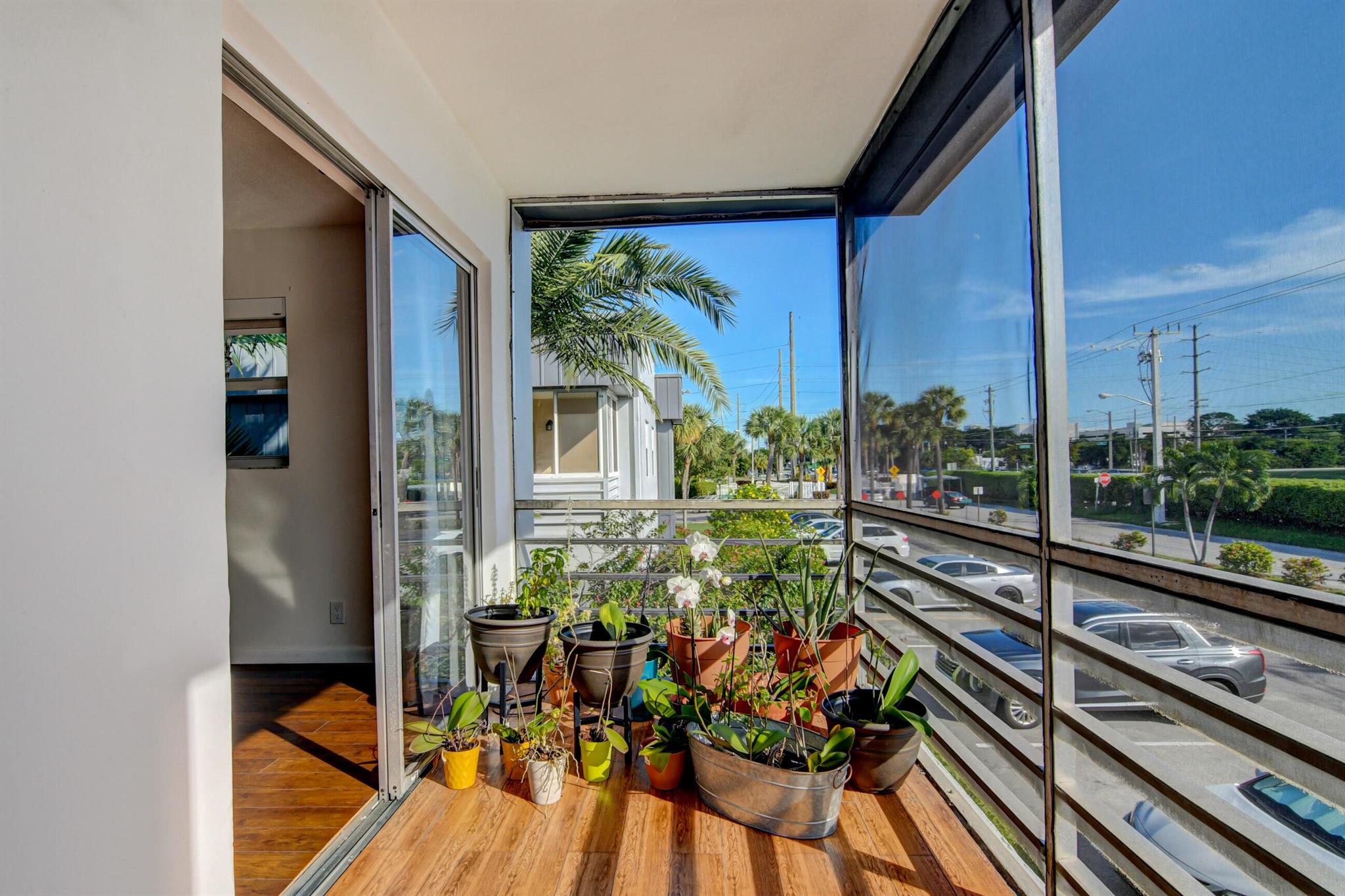 KINGS POINT BURGUNDY COND - Residential Lease