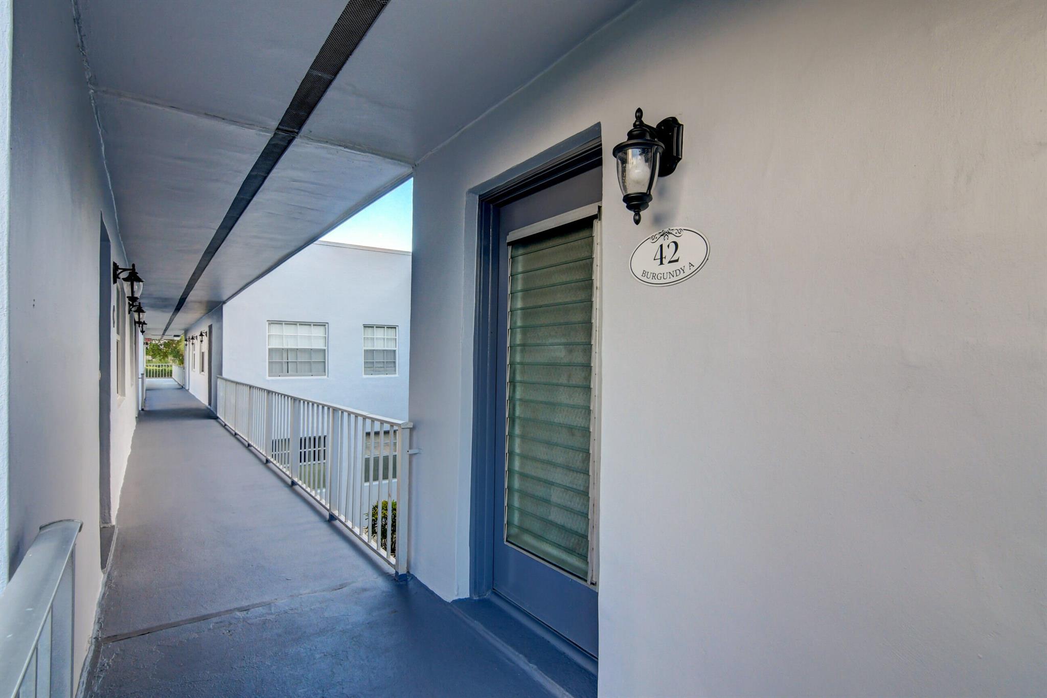 KINGS POINT BURGUNDY COND - Residential Lease