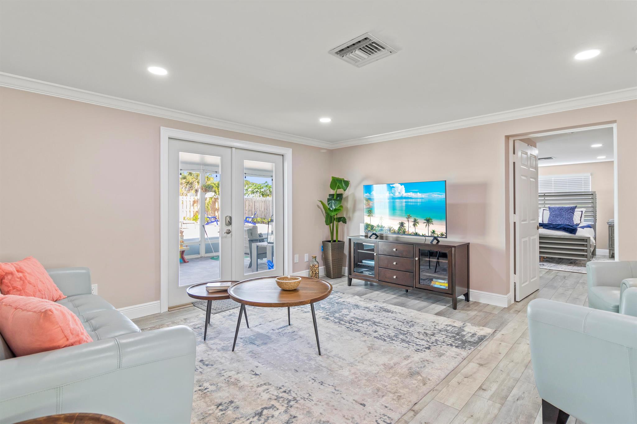 PLUMOSA PARK SEC A, B AND - Residential Lease