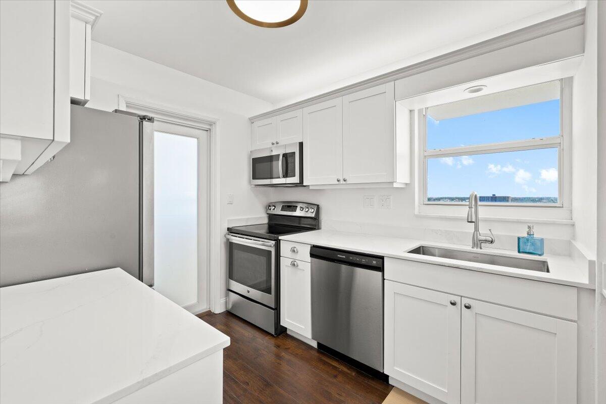 1630 N Ocean Boulevard 1011