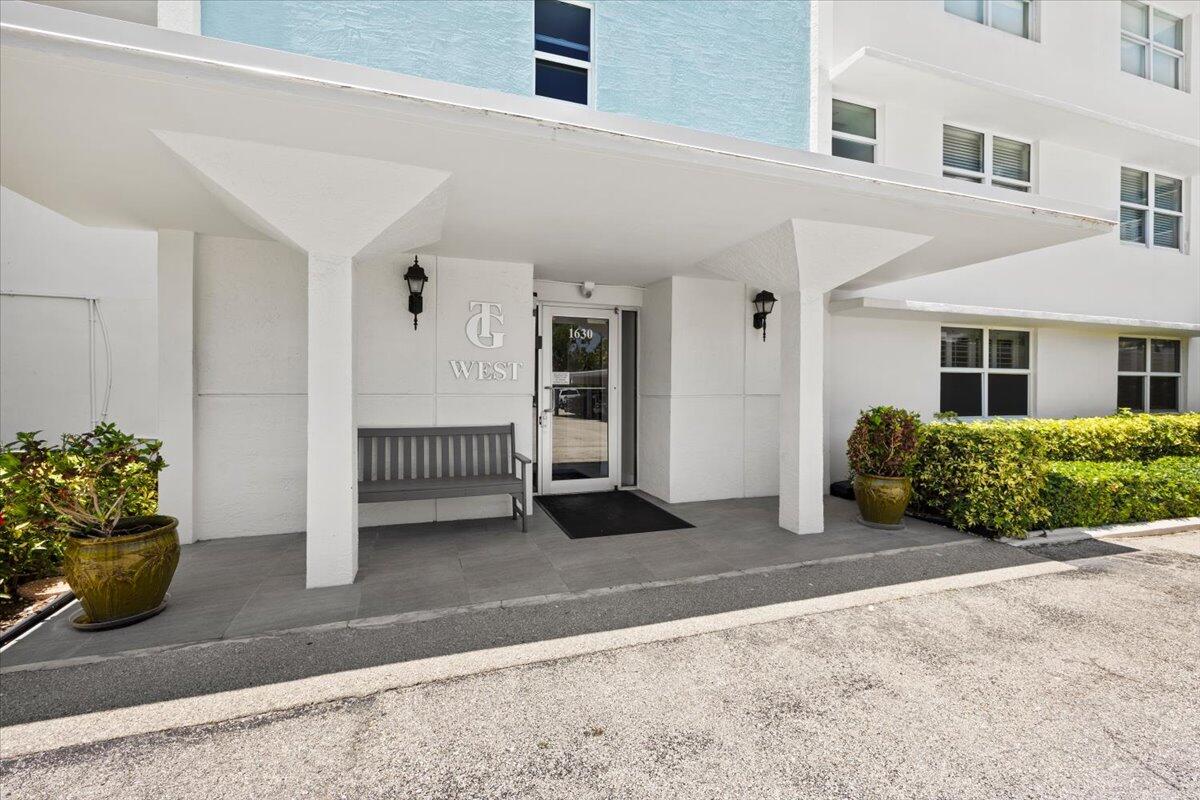 1630 N Ocean Boulevard 1011
