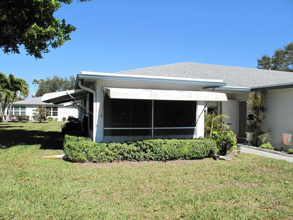 Photo of 1097 Circle Terrace W #A, Delray Beach, FL 33445 (MLS # R11163168)